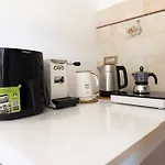 Con Vista Finestra Sulle Colline * Fermo